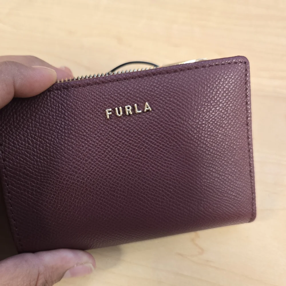 Furla Small Leather Wallet in Wine